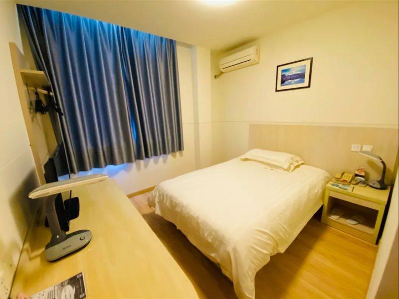 Jinjiang Inn Shanghai Oriental Pearl Tower Екстер'єр фото