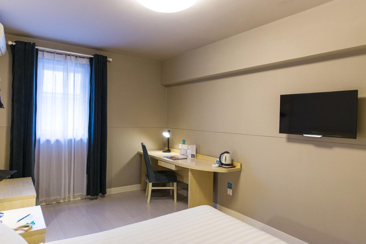 Jinjiang Inn Shanghai Oriental Pearl Tower Екстер'єр фото